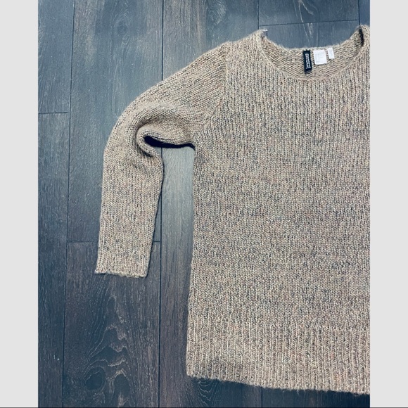 DIVIDED by H&M Metallic Threaded Oversized Sweater - Picture 6 of 7